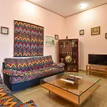 Amazing Apartment In Trappeto With Wifi *